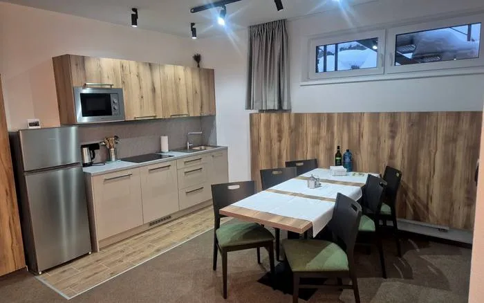 Apartmán E — vrchné podlažie — 3